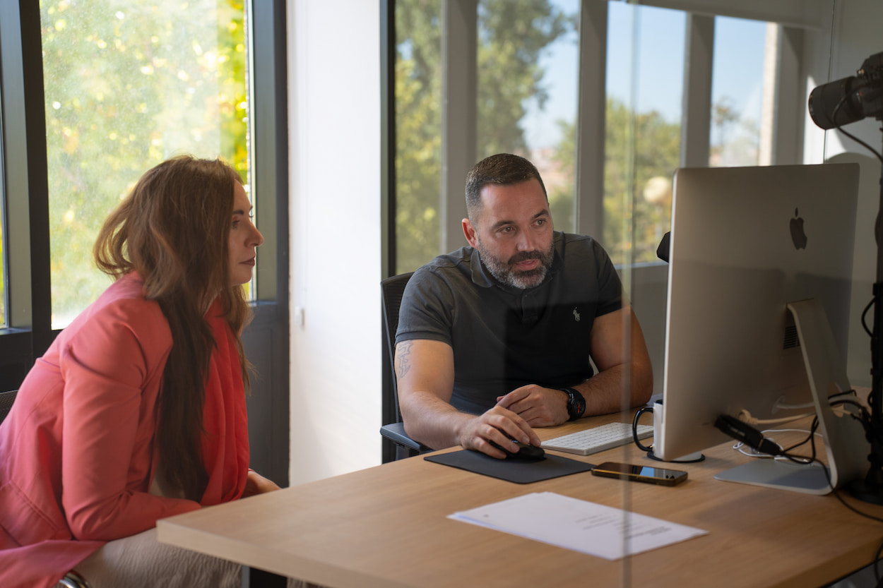  La transformación no ocurre por implantar nuevas herramientas.