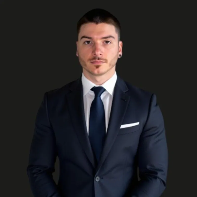 almuno del master de ciberseguridad alex maer