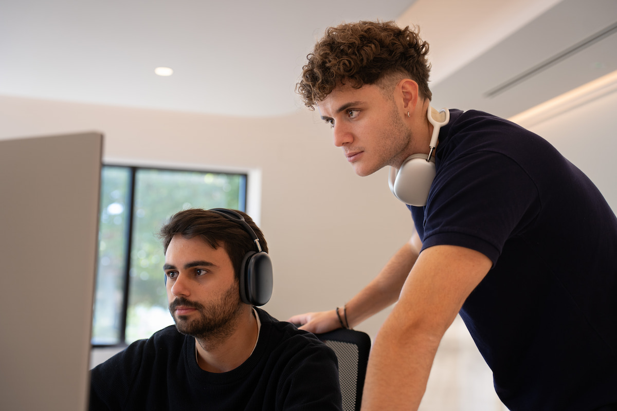 Equipo de Evolve trabajando